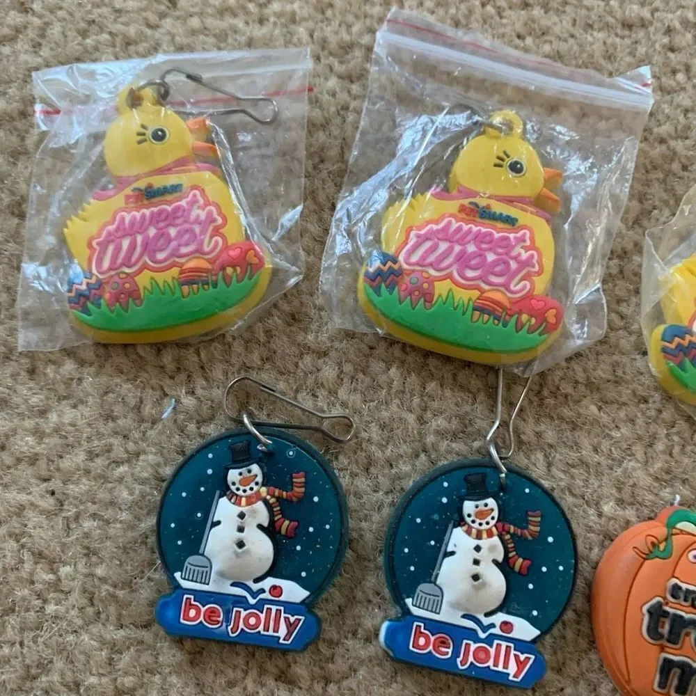 8 Pet Smart Grooming Salon Collectors Charms